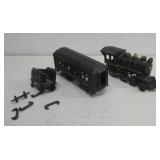 Vtg Cast Iron Locomotive & Train Cars See Info
