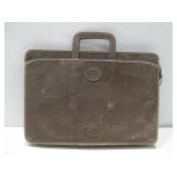 Gucci Portfolio 17.5' x 12.5' See Info