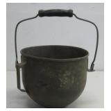 Vtg Metal Bowl W/Handle 8' x 7'