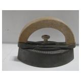 Vtg SAD Iron W/Handle