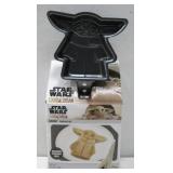NIP Star Wars Mandalorian Grogu Pancake See