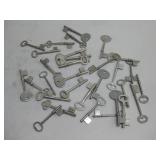 Thirty Vtg Skeleton Keys Blanks