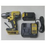 Dewalt 1/2' Cordless Drill Driver W/Charger See
