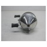 Zebco Spinner Model 33 Fishing Reel