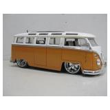 1992 Volkswagen Scale 1/24 Bus 8'