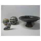 Vtg Black/Pearl Inlay Pottery Stand See Info