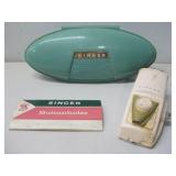 Vtg Singer Bottonholder