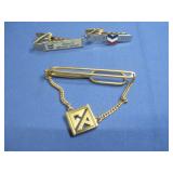 Vtg Chevron Petroleum Gold Tone Tie Clips