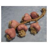 Ceramic Garlic Hanging Kitchen Decor 17'
