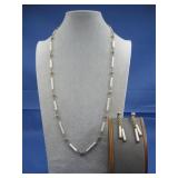 Vtg Monet Gold Tone White Narrow Tube Set See