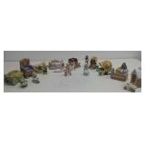 Vtg Porcelain Fairy Tale Style Figures See Info