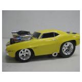 Muscle Machine '69 Chevy Camaro Diecast Model