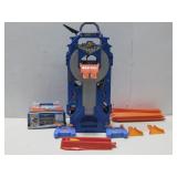 Hot Wheels Car Garage W/Track See Info