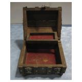 Vtg Wooden Jewelry Chest 8' x 5' x 6.5'