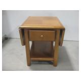 Wooden Drop Leaf Table W/Drawer 22.25' x 27' x 25'