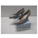 Nordstrom Women's Classic Pumps Size 7B