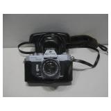 Bell & Howell Vintage Camera Design 237 W/ Case