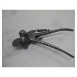 Blumer-Dosher Patï¿½d 1893 Stove Pipe Crimpers