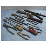 Misc tools w/ pliers and a pop riveting tool