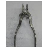 Combination Fencing Pliers w/Reversible Staple See