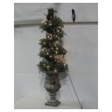 Pre-Lite Artificial Tree In Pot 4' Works