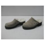 UGG Sheepskin Lined Suede Clogs Size 8