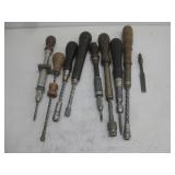 Lot of ratcheting patented spiral drills See Info