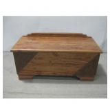 Vtg Cedar Chest 44' x 19' x 21' See Info