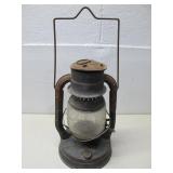 Vtg Dietz #2 Kerosene Lantern Little Wizard 12.5'