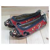 Antique Lotus Shoes