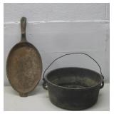 Vtg Cast Iron 10' Dutch Oven & Skillet See Info