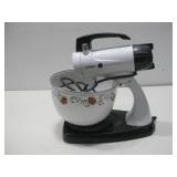 Vtg Sunbeam Mix Master Powers On