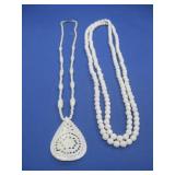Vtg Celluloid Pendant Necklace,Beaded Rosette See
