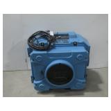 Dri-Eaz DefendAir Hepa 500  Air Scrubber Powers On