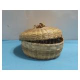 Woven Wooden Basket W/ Lid 8'