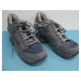Z-Coil Shoes Size 9