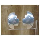 Vtg. S.S Geometric Clip On Earrings Tested