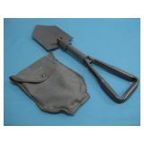 Vtg Foldable Shovel