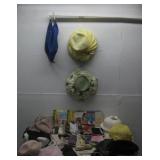 Vintage Womens Hats & Accessories