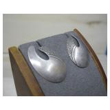 Sterling Silver SW Style Earrings 4.26g TW