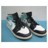 Nike Air Jordans Sz 5.5Y See Info