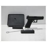Glock 17 Gen II 9mm Two Magazines & Original Case