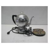 Vtg Electric Teapot W/ Owl Trivet See Info