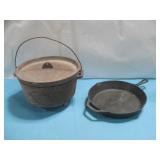 Vtg Cast Iron Lodge Skillet & Dutch Oven See Info