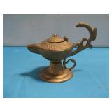 Vtg-Style Metal Oil Lamp 4.5' Tall