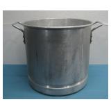 Commercial Style Stock Pot 16' x 15'