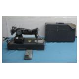 Vtg Monarch Sewing Machine W/ Carry Case See Info