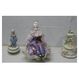 Vtg Porcelain Clown Musical Figures & Snow Globe