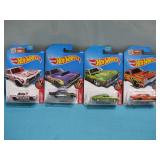 NIP (4) 2015 Hot Wheels Flame Cars