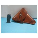 Vtg Leather Pistol Holster 5.5' & Magazine